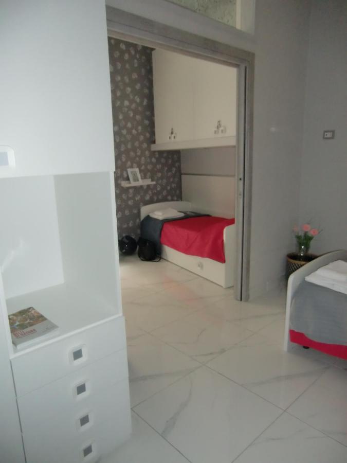 נאפולי Guesthouse Aaron2 מראה חיצוני תמונה