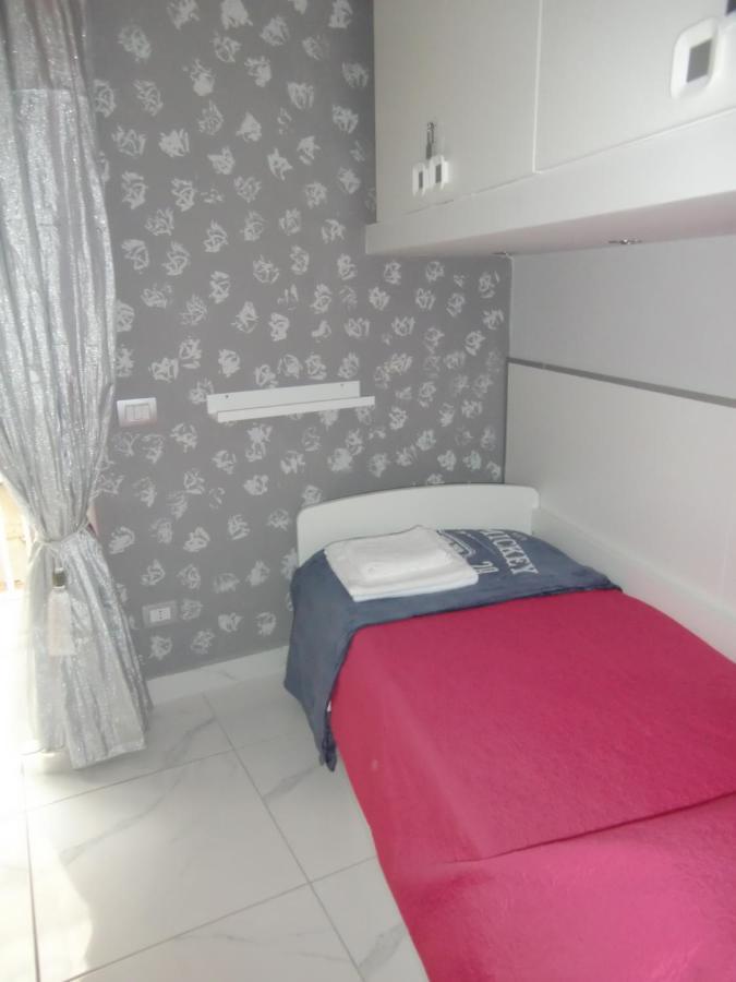 נאפולי Guesthouse Aaron2 מראה חיצוני תמונה