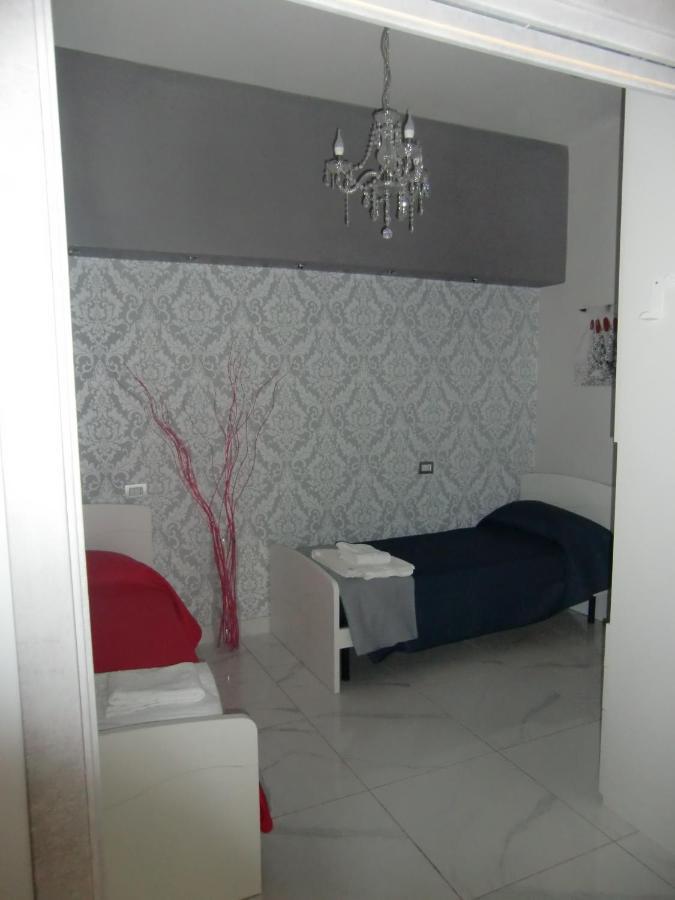 נאפולי Guesthouse Aaron2 מראה חיצוני תמונה